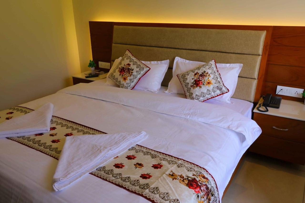Sa-ba Inn, Mall Road 3*