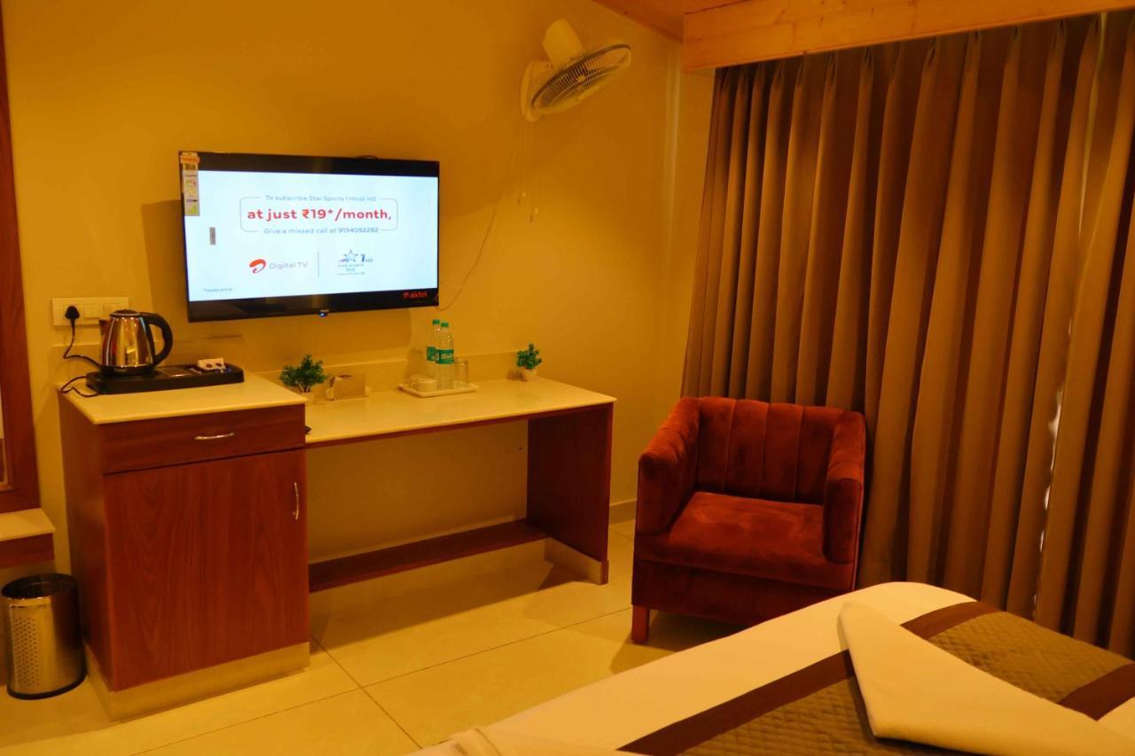 Sa-ba Inn, Mall Road 3*